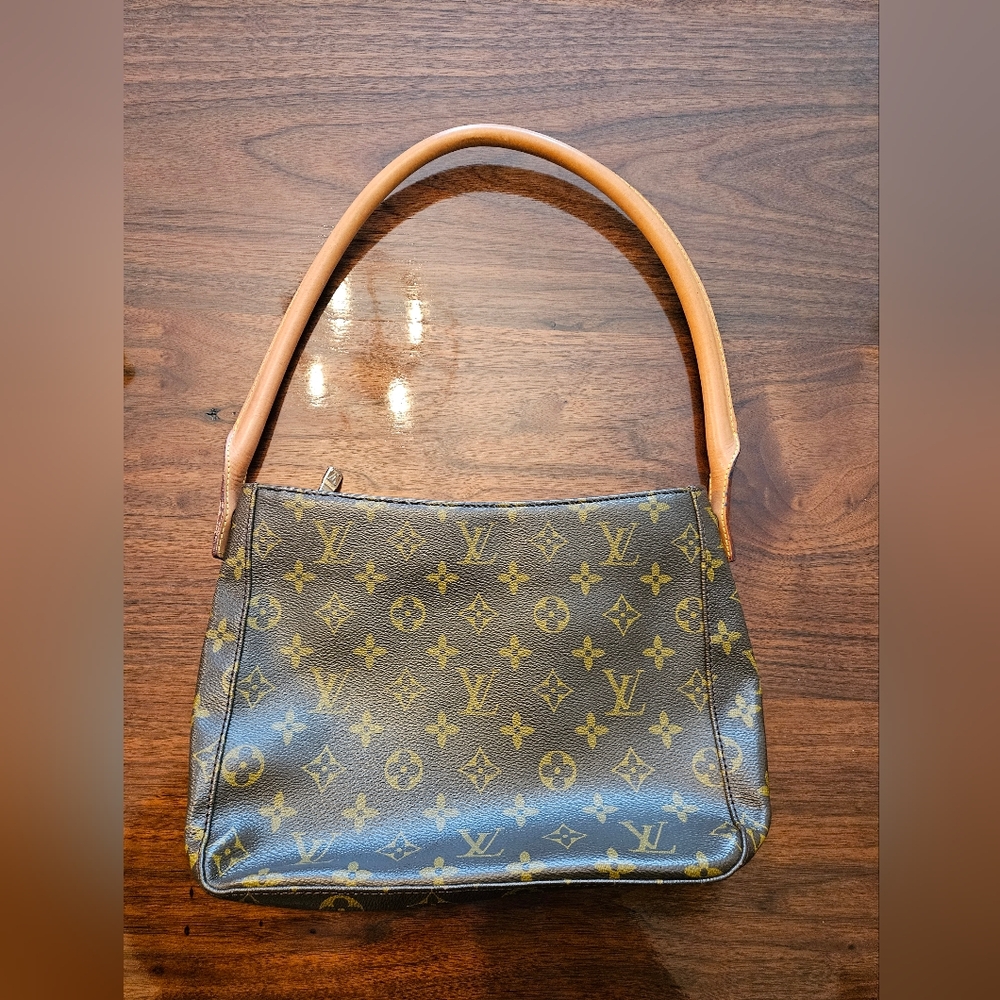 Louis Vuitton purse